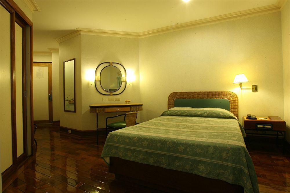 The Legend Palawan Hotel Puerto Princesa Luaran gambar