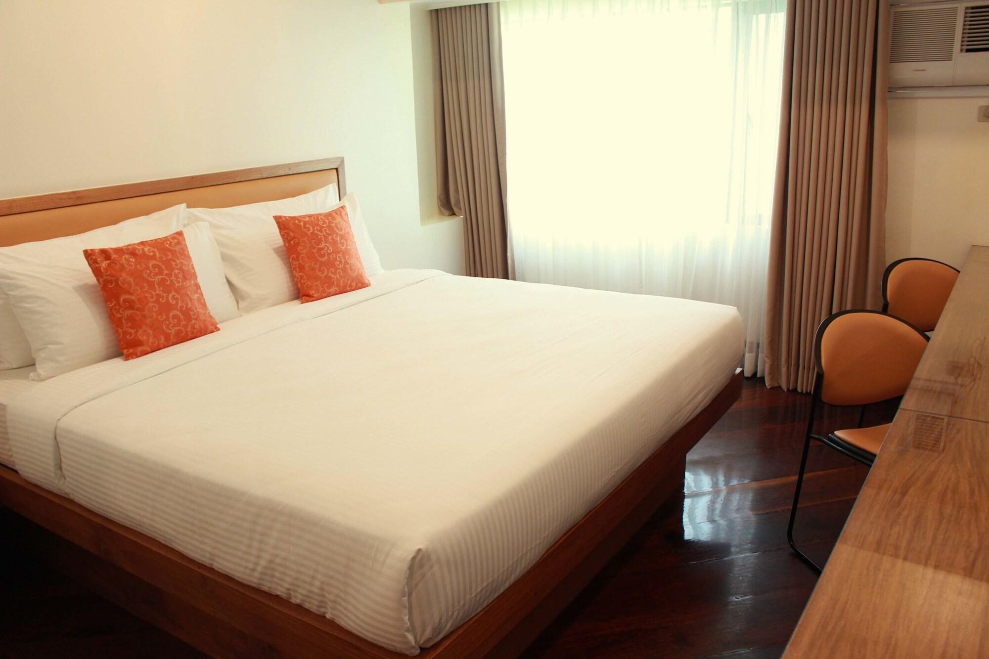 The Legend Palawan Hotel Puerto Princesa Luaran gambar