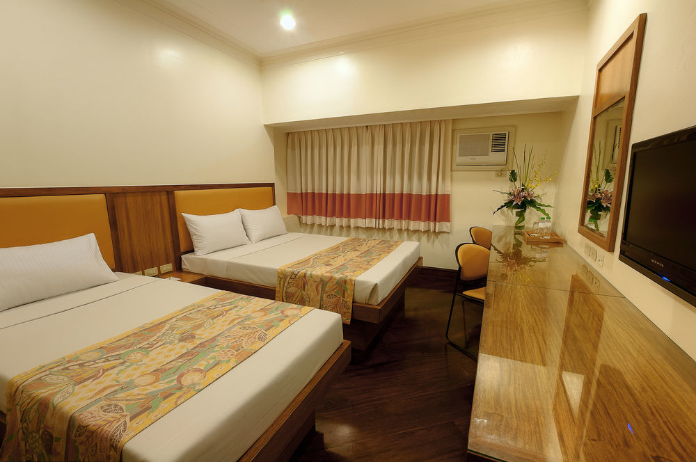 The Legend Palawan Hotel Puerto Princesa Luaran gambar
