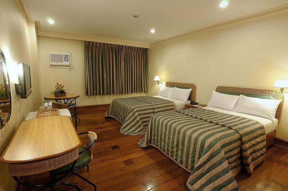 The Legend Palawan Hotel Puerto Princesa Luaran gambar