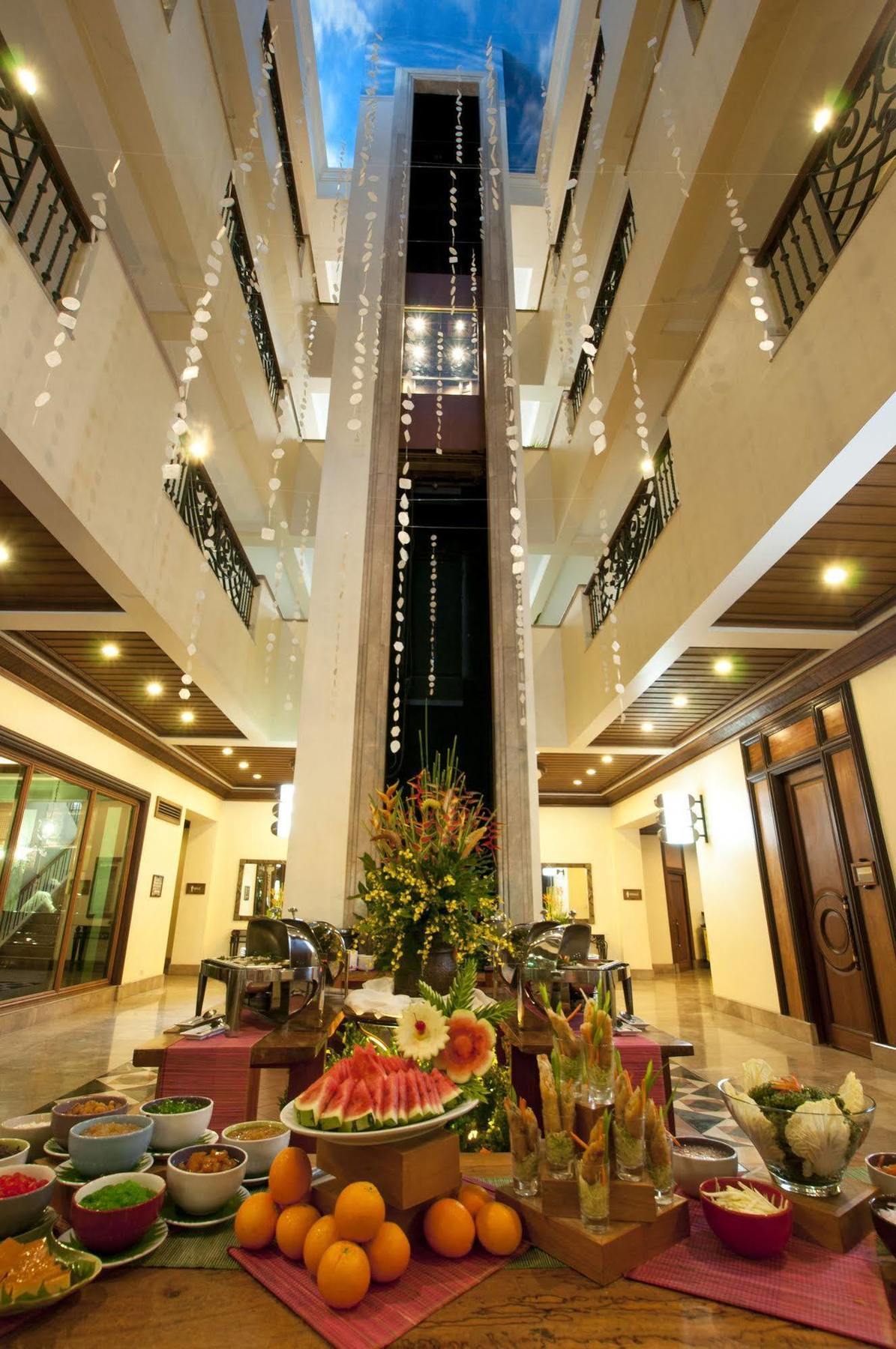 The Legend Palawan Hotel Puerto Princesa Luaran gambar